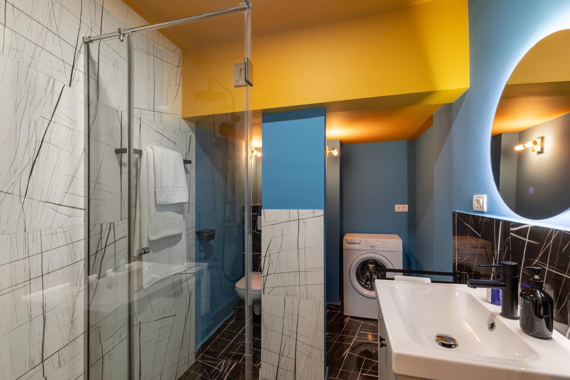 Wes Anderson In Bucharest Lejlighed Eksteriør billede